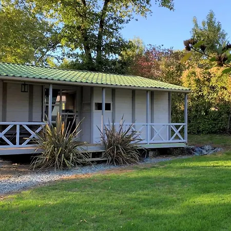 Chalet, 6 Pers. - Terrasse Au Plan D'eau - Api-1-52-2128 مكان تخييم