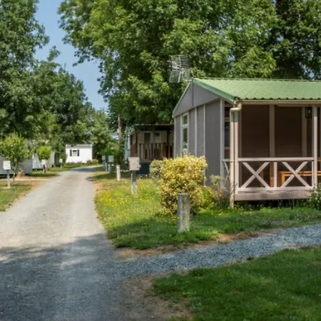 Chalet, 6 Pers. - Terrasse Au Plan D'eau - Api-1-52-2128